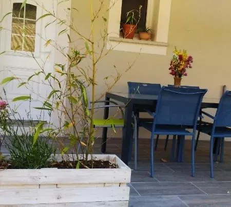 Tropical Apartment Volvent